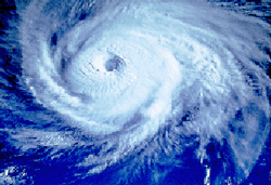 Закрученный против часовой стрелки тайфун в Карибском море